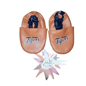 Detroit Tiger booties infant size 3